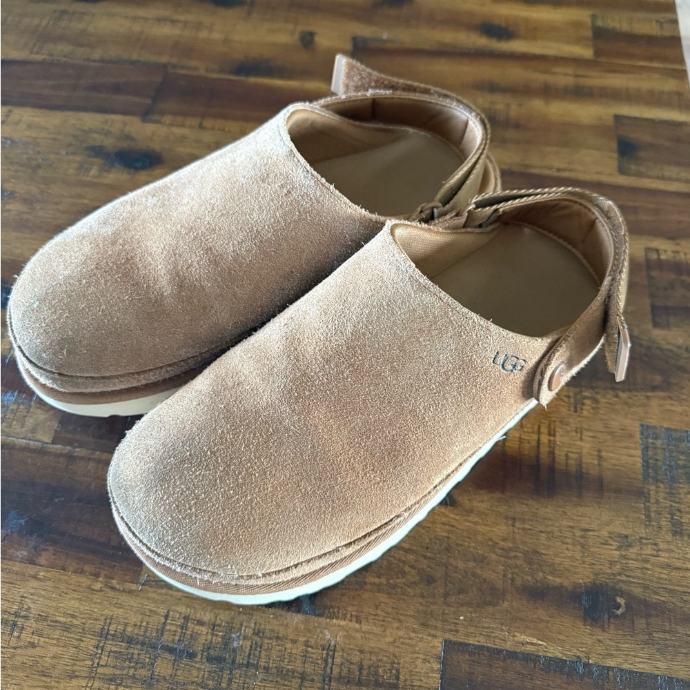 UGG Goldenstar Clogs